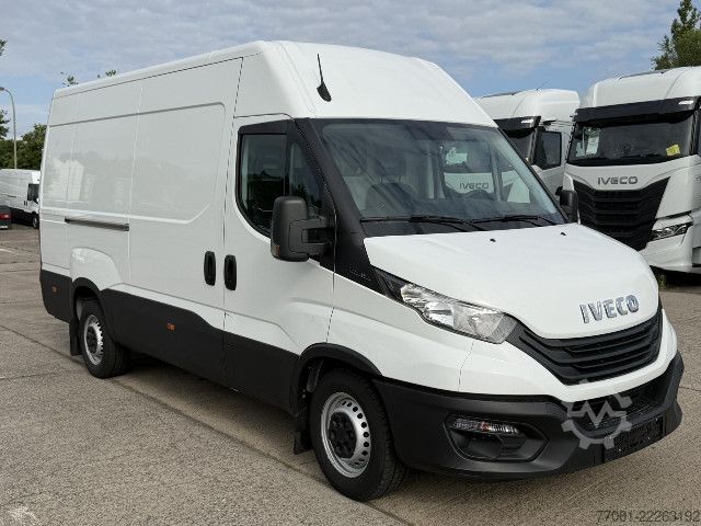 पैनल वैन IVECO 35S16V Klima / Radio / PDC