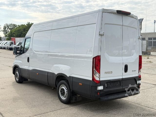 पैनल वैन IVECO 35S16V Klima / Radio / PDC