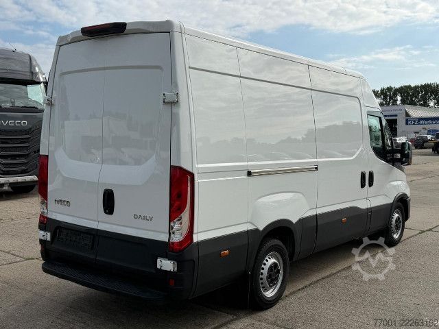 पैनल वैन IVECO 35S16V Klima / Radio / PDC
