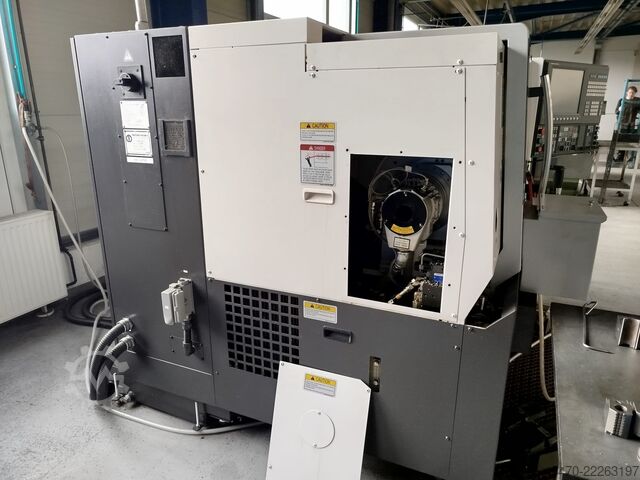 सीएनसी लेथ Okuma GENOS L2000-e