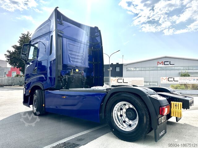 стандартен трактор Iveco Stralis S-Way 500 / 580 cv Intarder ADR