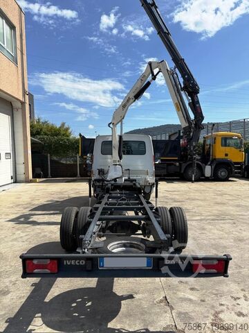 Camion à carrosserie fixe Iveco DAILY 60C17