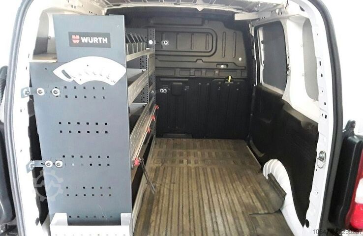 Pallbíll OPEL Combo E Cargo Basis # erst 7 tkm # Würth Regale
