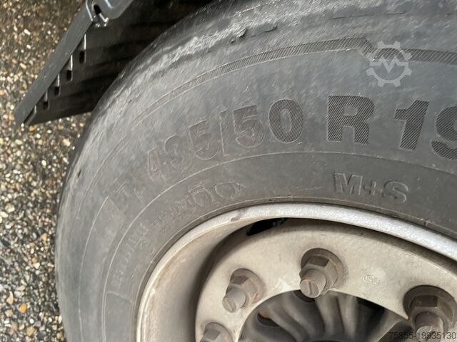 Volumetransport Krone Mega Volume / BPW Axles / Discbrakes / German T...