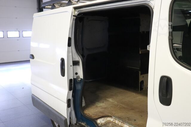  Renault Trafic 1.9 dCi - Elekt. ramen - €1.750,- MARGE