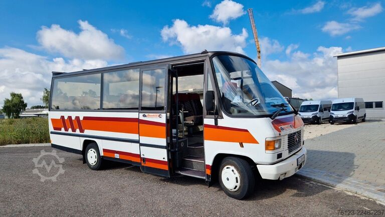 Minibus MERCEDES-BENZ Ernst Auwärter Teamstar Vario 814 H Kennzeichen