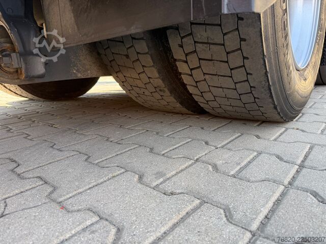 Kamion za odvoz smeća Mercedes-Benz Antos 2533