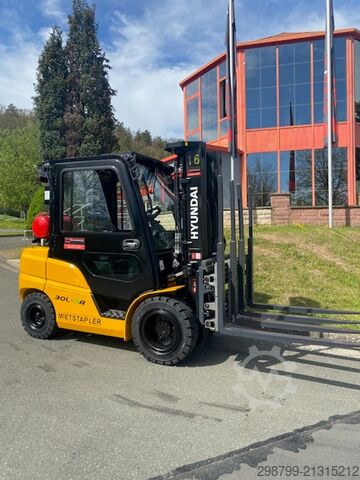 Treibgasstapler Hyundai 30L-9A