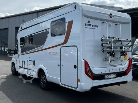 Yarı entegre karavan Bürstner Lyseo TD 727 G