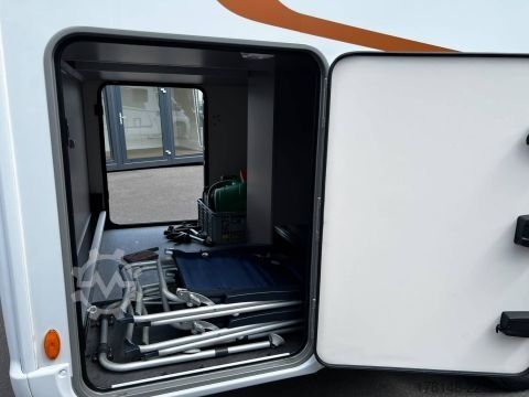 Yarı entegre karavan Bürstner Lyseo TD 727 G