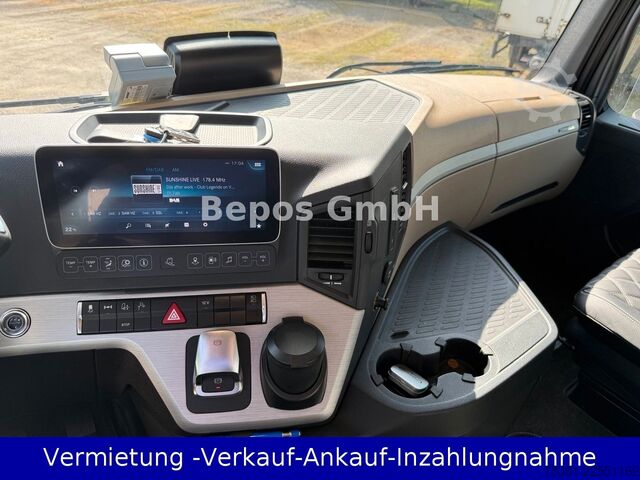 Стандартний тягач MERCEDES-BENZ Actros 5 L-Fahrerhaus 2-Achser BM 963 SZM 1848LS