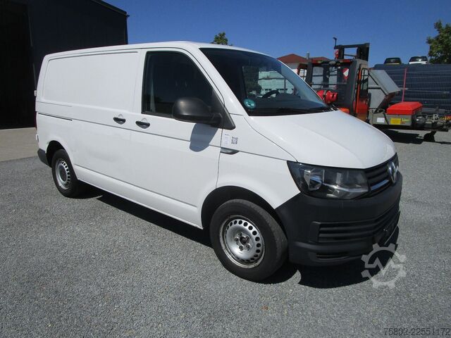 Furgoneta VW T6 2.0L TDI *KLIMA+AHK+3-Sitzer*