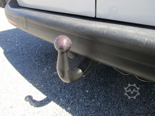 Furgoneta VW T6 2.0L TDI *KLIMA+AHK+3-Sitzer*