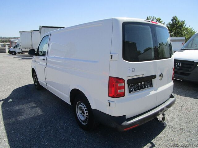 Furgoneta VW T6 2.0L TDI *KLIMA+AHK+3-Sitzer*
