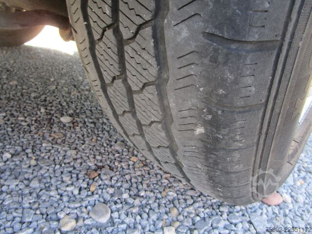 Furgoneta VW T6 2.0L TDI *KLIMA+AHK+3-Sitzer*