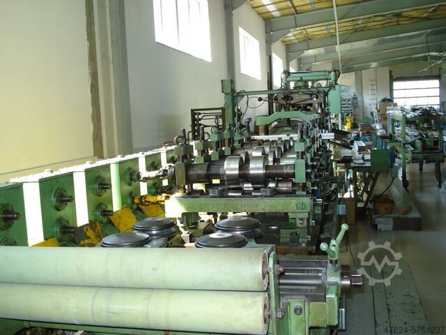 Linjë për profilet metalike të murit të thatë (studhat) Dreistern 1214