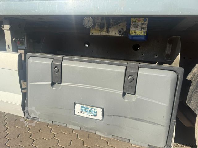 Ikäyvä lattiasemitraileri KNAPEN K100 Schubboden 92m³ 10mm Boden Top Zustand