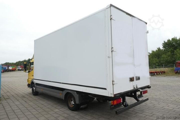 Furgons ar kasti MERCEDES-BENZ Atego 816 BL Möbelkoffer