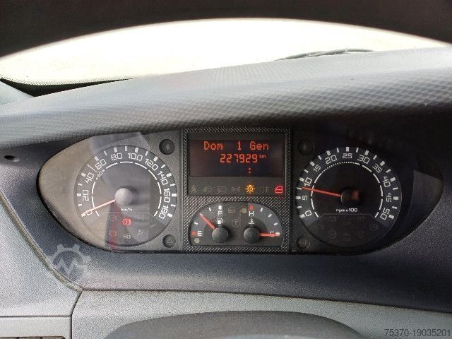 Προσαρμοσμένο φορτηγάκι IVECO DAILY 35C10