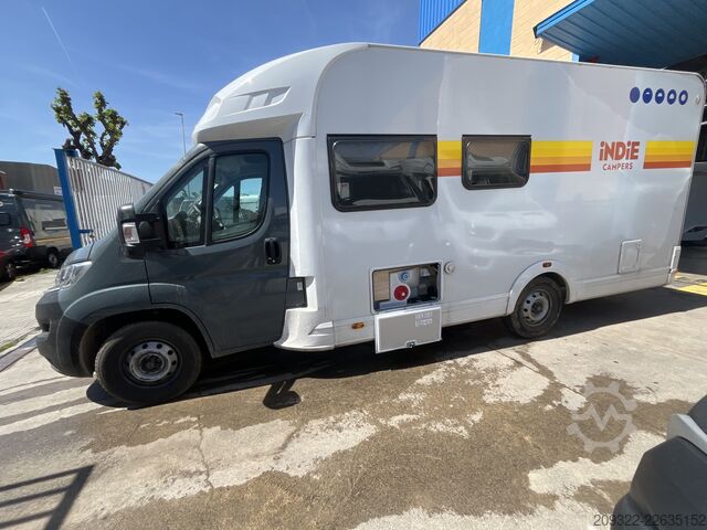 Poluintegrirani kamper 2024 Fiat Ducato Weinsberg Carasuite | Automatico | 5 Posti