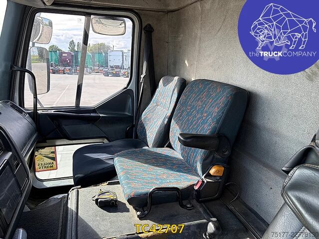  Renault Premium 300