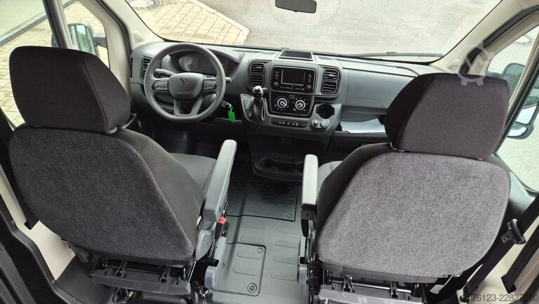 Miniautocarro PEUGEOT Boxer 9 Sitzer Airline Boden Ducato Movano