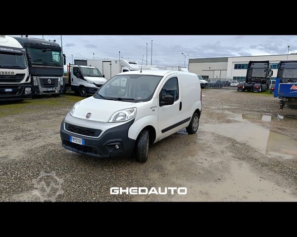 Минибус FIAT Fiorino III 2016 - Fiorino cargo 1.4 70cv CNG SX E6