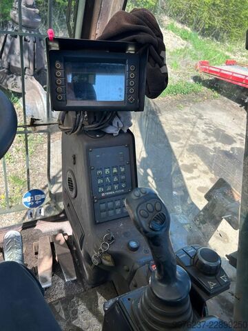 Terex Fuchs MHL 320 material handler Terex Fuchs MHL 320 F