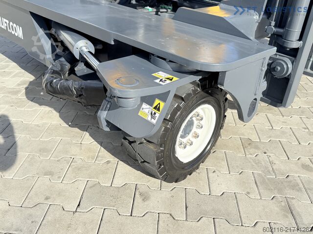 Fjögurra leiða lyftarar Combilift C4000 / GAS / DUPLEX 4100 / POSITIONER