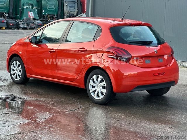 รถตู้ PEUGEOT Active 208 *Motorschaden*