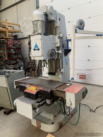 מכונת קידוח / Jig Boring Constant Supemec P65