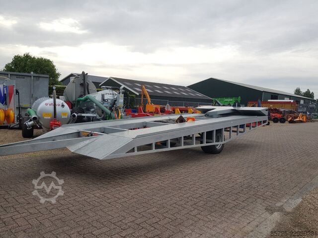 Car transporter  mobiele  Aagomac slootbrug