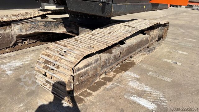 Crawler excavator Hitachi ZX250LCH-5A (AIRCO / 6.868 HOURS / BELGIAN MACH...