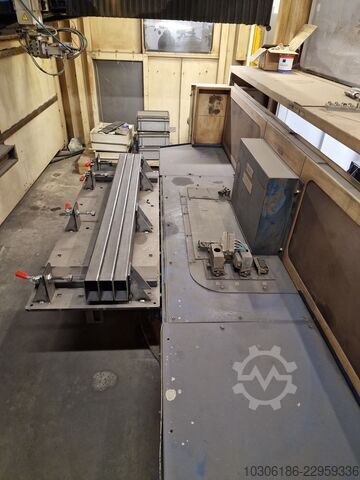 3D laserová řezací a svařovací linka TRUMPF TRUMATIC LASERCELL 1005 (TLC 1005)