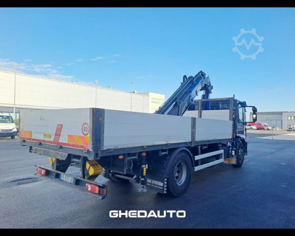 Tractor estándar IVECO EUROCARGO 180E28 CON GRU PM E CASSONE FISSO