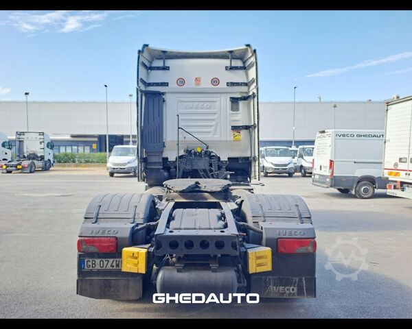 Standard trekkvogn IVECO TRATTORE STRADALE IVECO S-WAY 460 LNG  METANO
