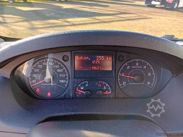 Skåpbil Peugeot BOXER L3H2