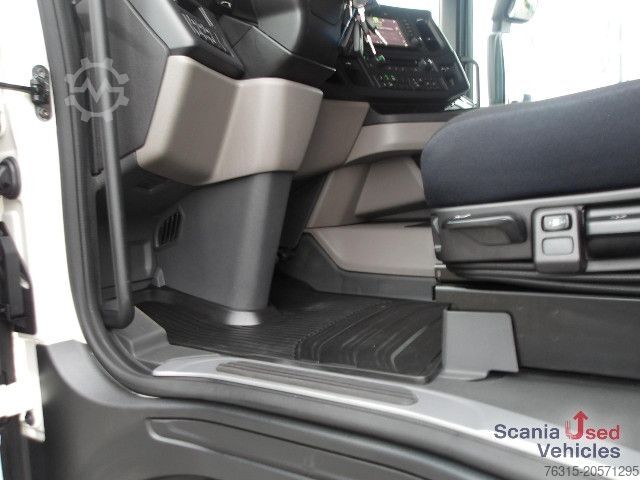 Camión de materiales peligrosos Scania R 460 EB - MEGA - HIGHLINE - 2x TANKs - ACC