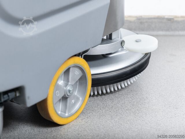 Hako Scrubmaster B30 CL H NOVI AKUMULATORI Hako Scrubmaster B30 CL H TB430 - 2021y - 121