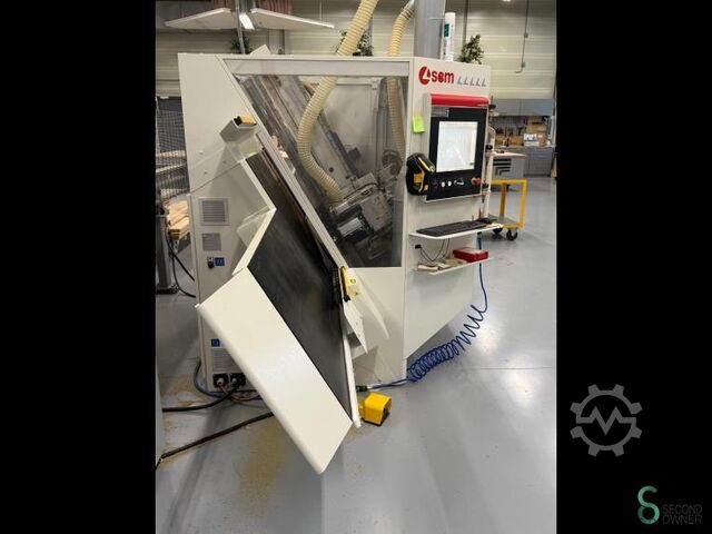 Máquina de Perfuração SCM Cyflex F900