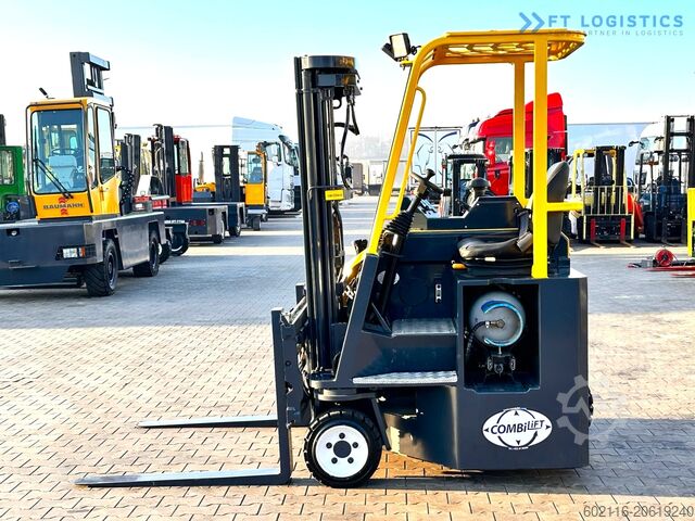 4 向叉车 Combilift C3000CB / LPG / TRIPLEX - 4900MM / LPG