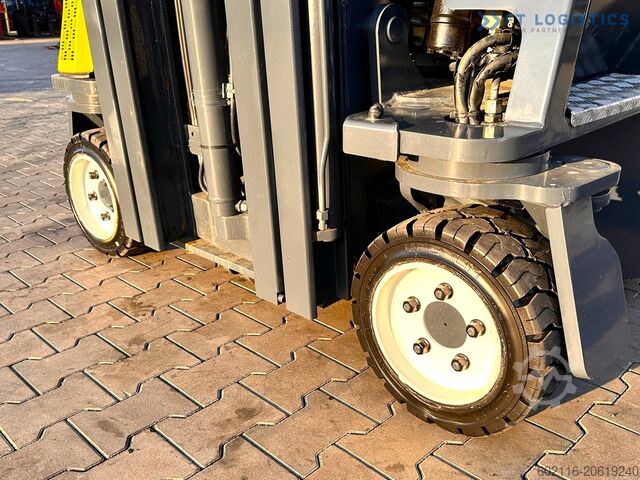 4 向叉车 Combilift C3000CB / LPG / TRIPLEX - 4900MM / LPG