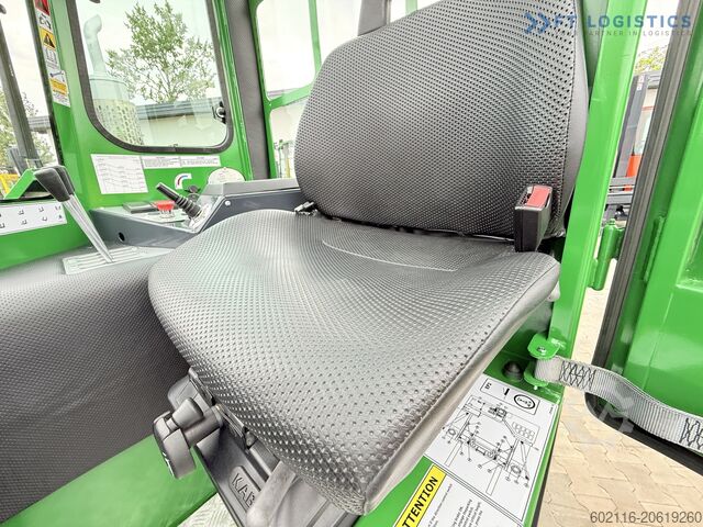 Четирипосочен мотокар Combilift C4500 DIESEL DUPLEX WIDE FORK POSITIONER