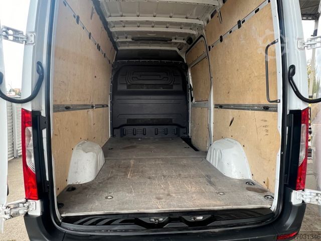 Hátíð loftrými sendibíll MERCEDES-BENZ Sprinter 311 CDI 7G-TR KLIMA NAVI 360°KAMERA PDC