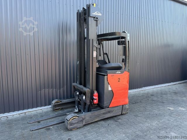 Reach truck Linde R16-01