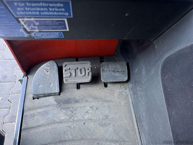 Reach truck Linde R16-01
