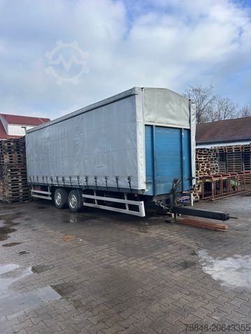 Camião plataforma com lona RENAULT Midlum d-8 Gang-Anhänger