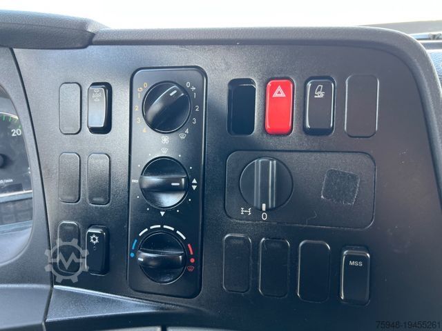 Box van MERCEDES-BENZ Atego ferentialsperre.Möbelkoffer.