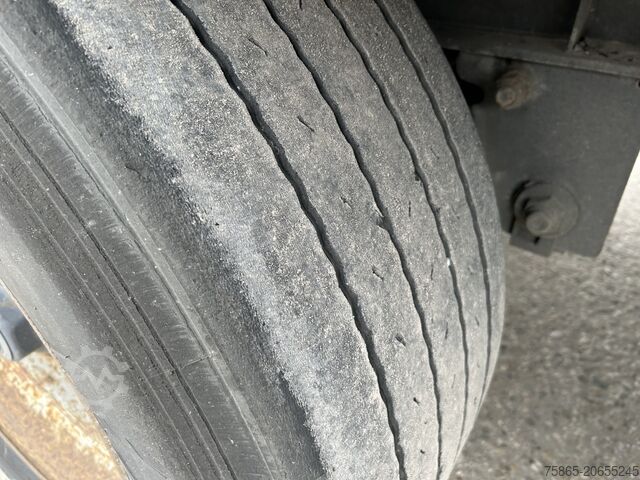 Presenninger, der kan skubbes Burg BPO 15-27 SRNXX / Curtainside / BPW Drum / NL T...