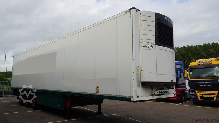 Prevoz v hladilniku/zamrznjenem stanju Schmitz Cargobull 3 AXLE FRIGO TRAILER BI-TEMP